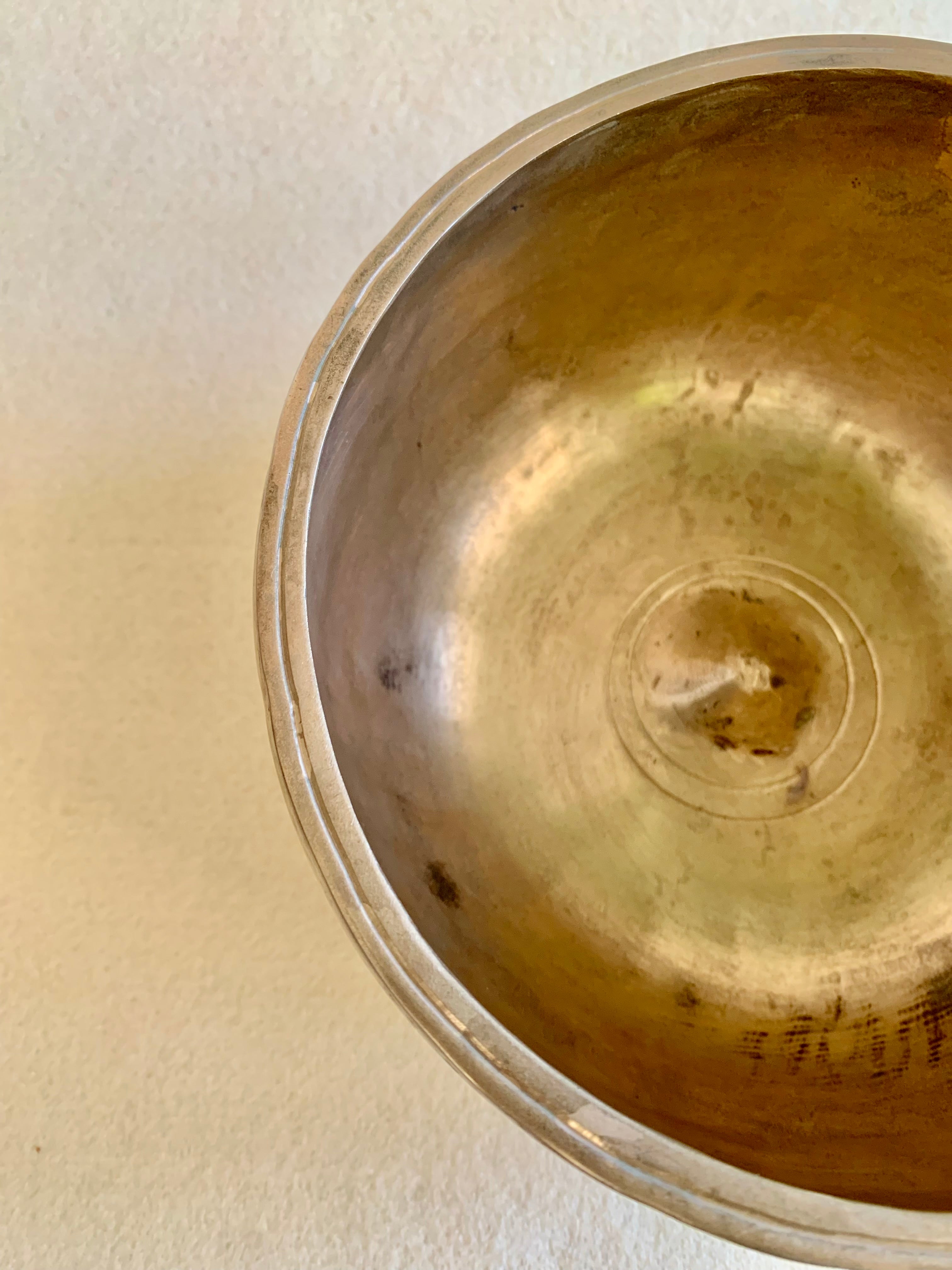 Campana Tibetana Lingam Sol 389 Hz