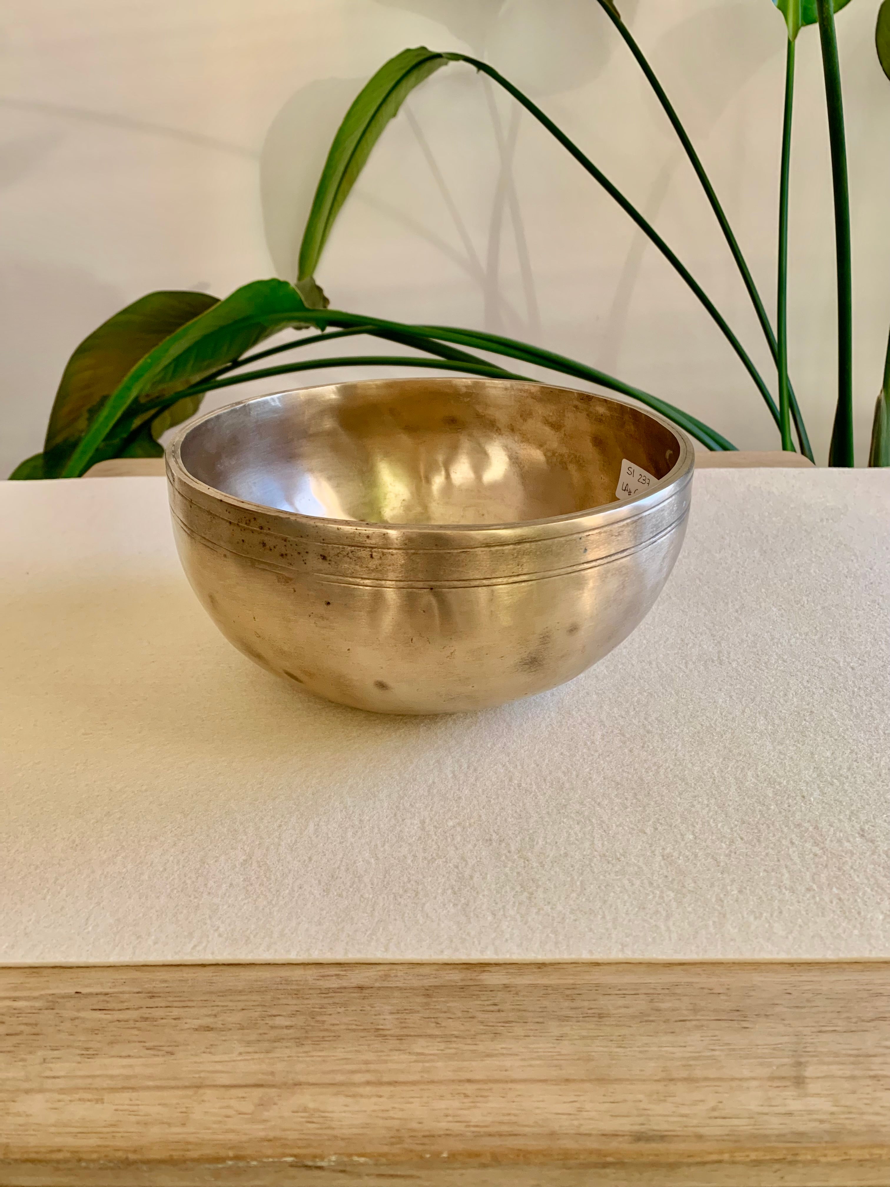 Campana Tibetana Lingam Si 237 Hz