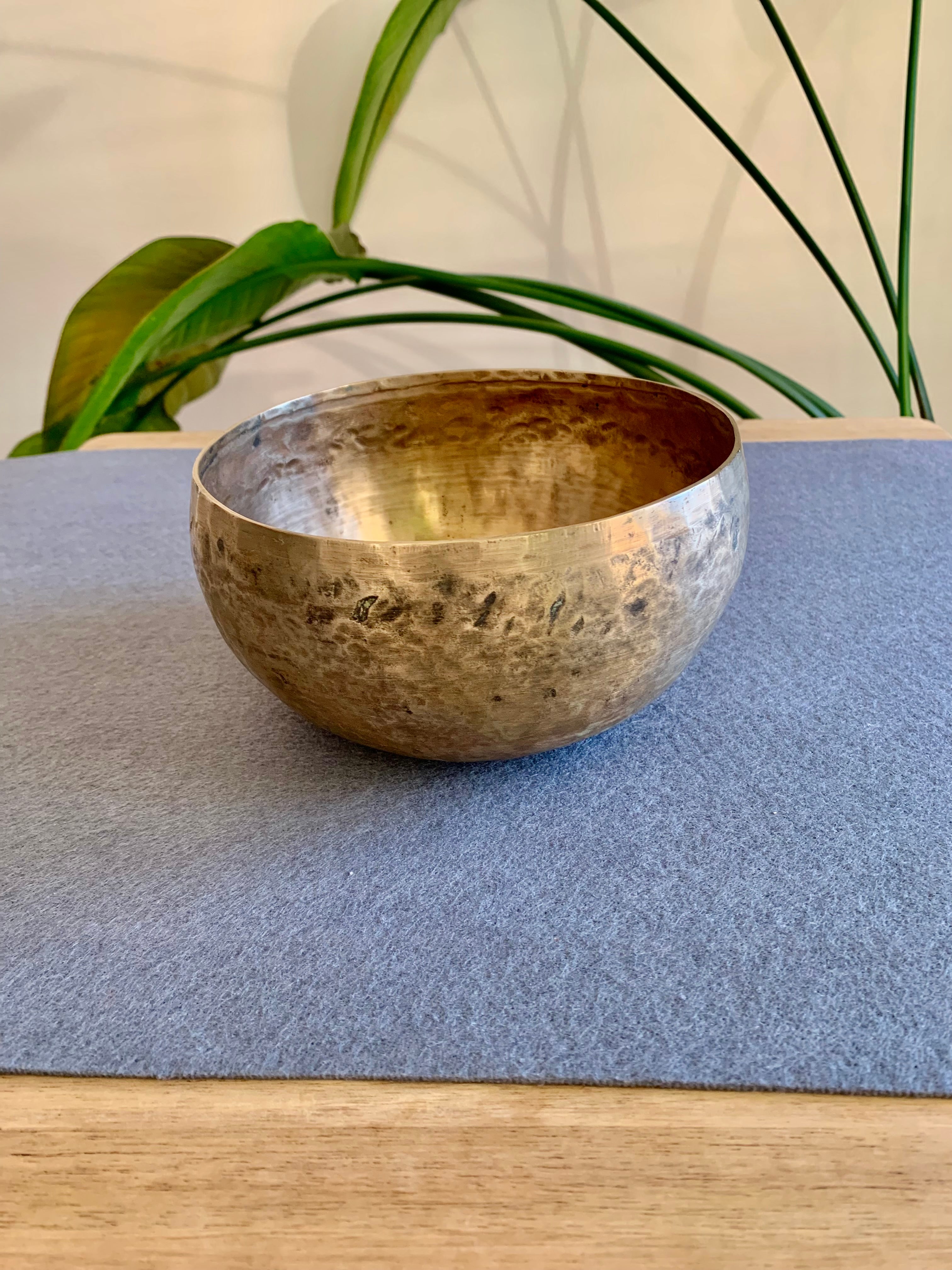 Campana Tibetana Kopre antica Mi 162 Hz