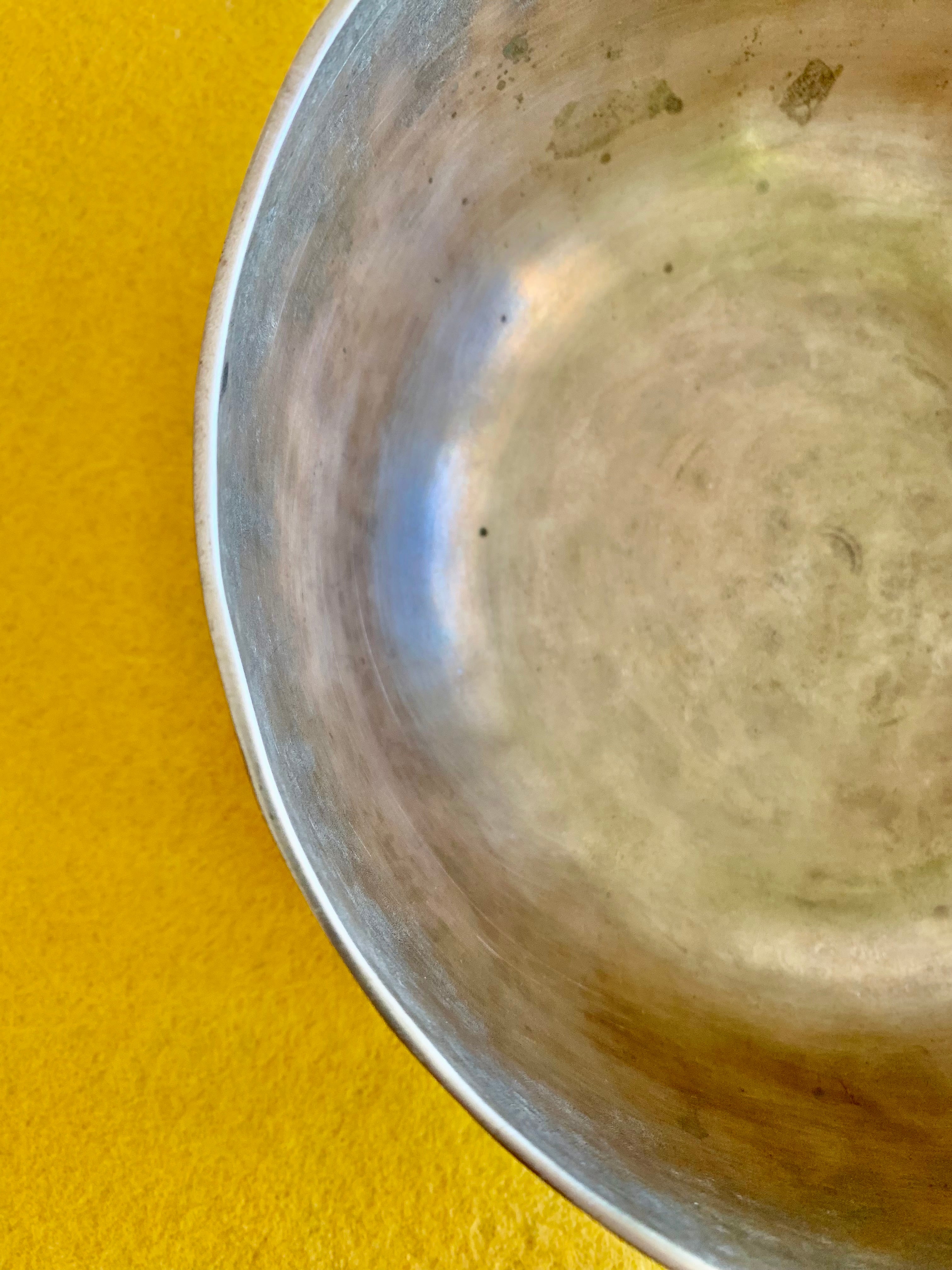 Campana Tibetana Thadobati antica Re# 155 Hz