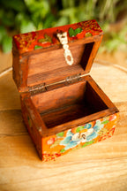 Scatola Tibetana in Legno con Fiore di Loto – 13×9×9 cm