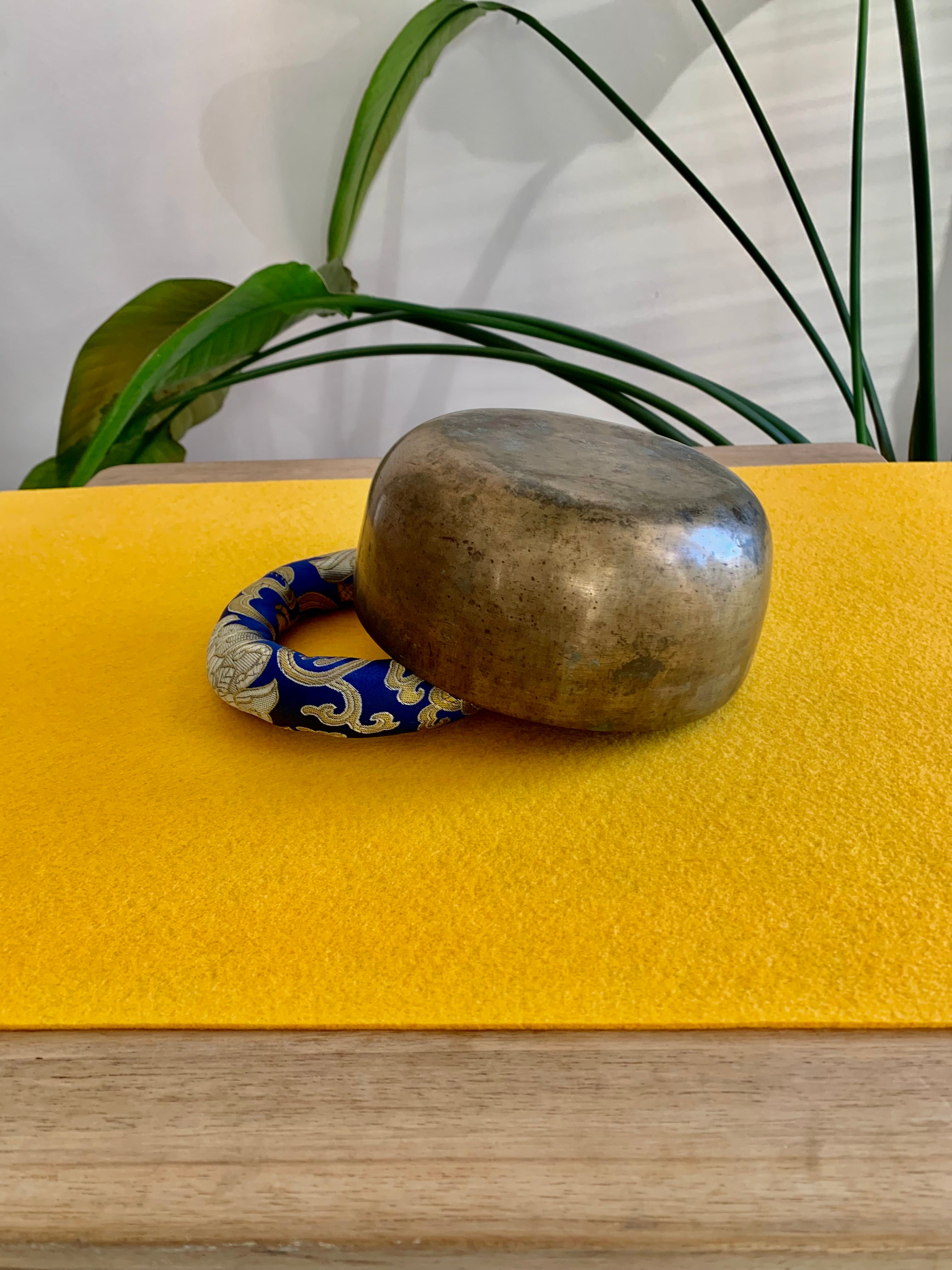 Campana Tibetana Thadobati antica Re 146 Hz