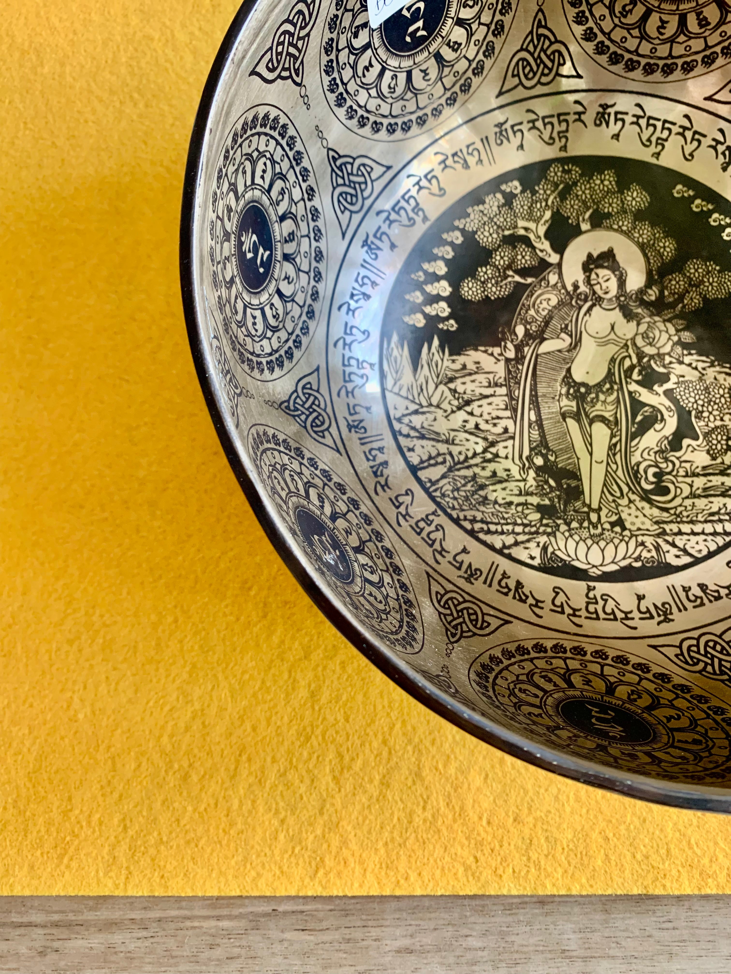 Campana Tibetana Speciale Tara Bianca Fa# 176 Hz