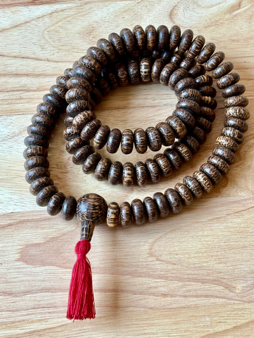 Coconut Mala – 108 grani – Lunghezza 38 cm