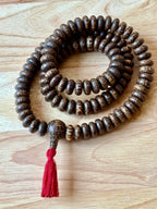 Coconut Mala – 108 grani – Lunghezza 38 cm