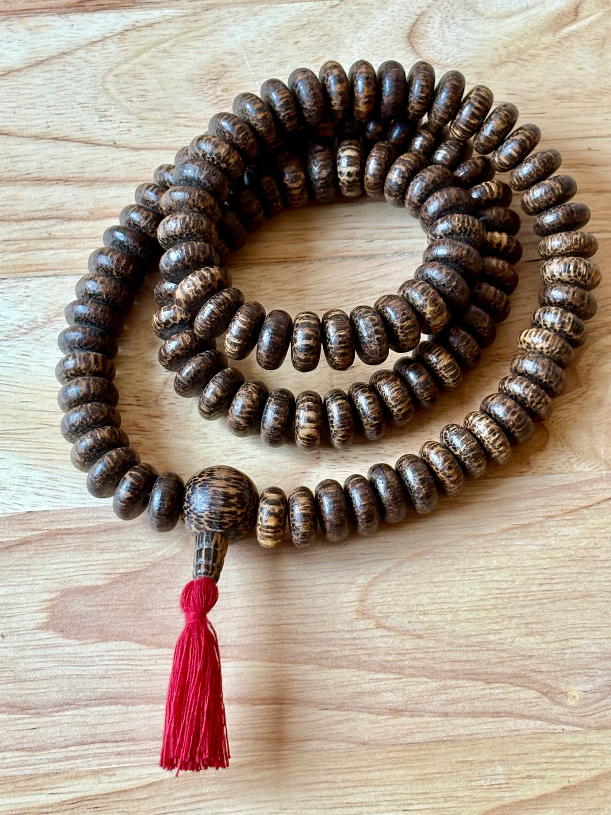 Coconut Mala – 108 grani – Lunghezza 38 cm