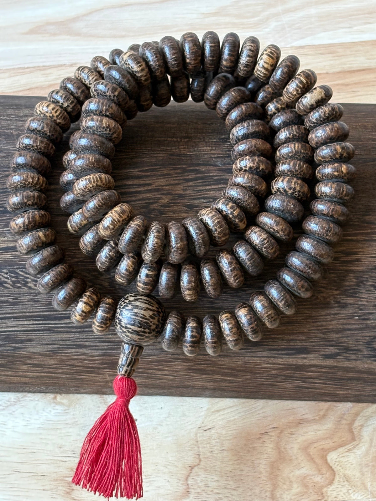 Coconut Mala – 108 grani – Lunghezza 38 cm