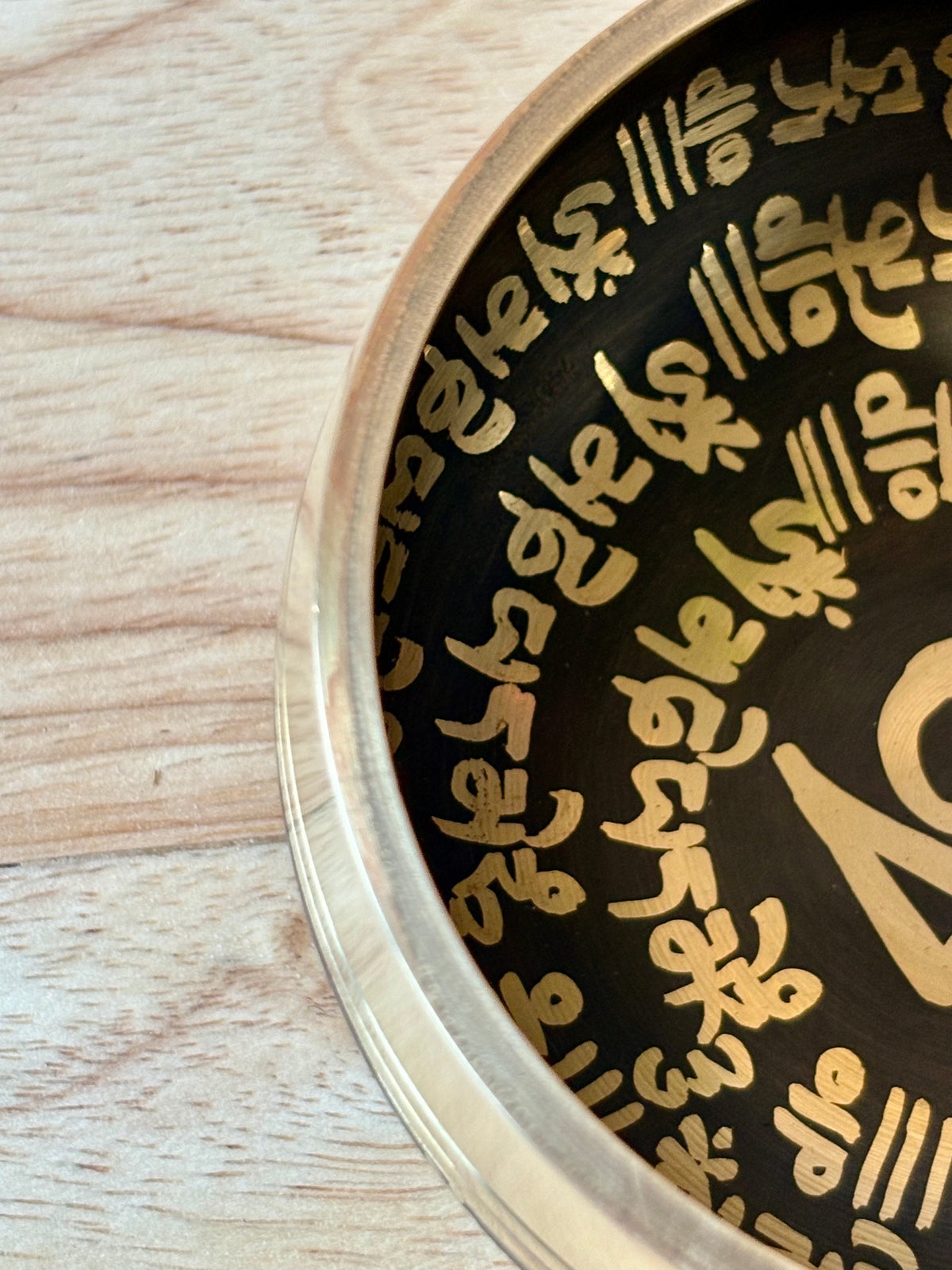Piccola Campana Tibetana Incisa con Mantra