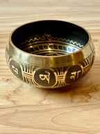 Piccola Campana Tibetana Incisa con Simboli Sacri