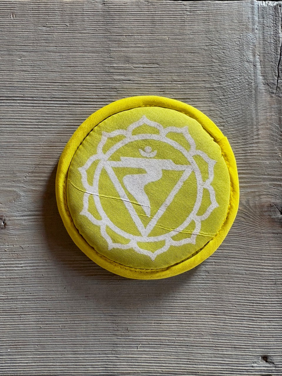 Cuscino piccolo piatto  per campana tibetana – 9 cm