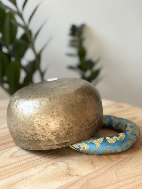 Campana Tibetana Remuna Antica – La3 (214 Hz)