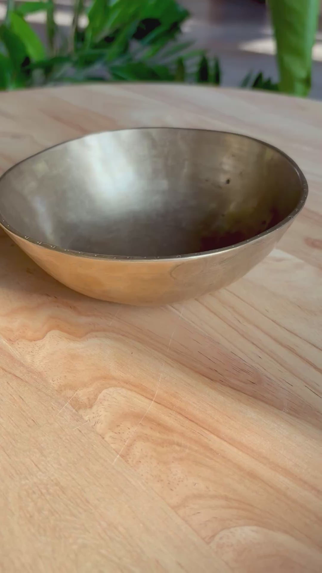 Campana Tibetana Manipuri (Assam) – Do4 · 258 Hz