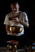 Intermediate course on the theory and practice of sound healing with Tibetan singing bowls. 4 hours