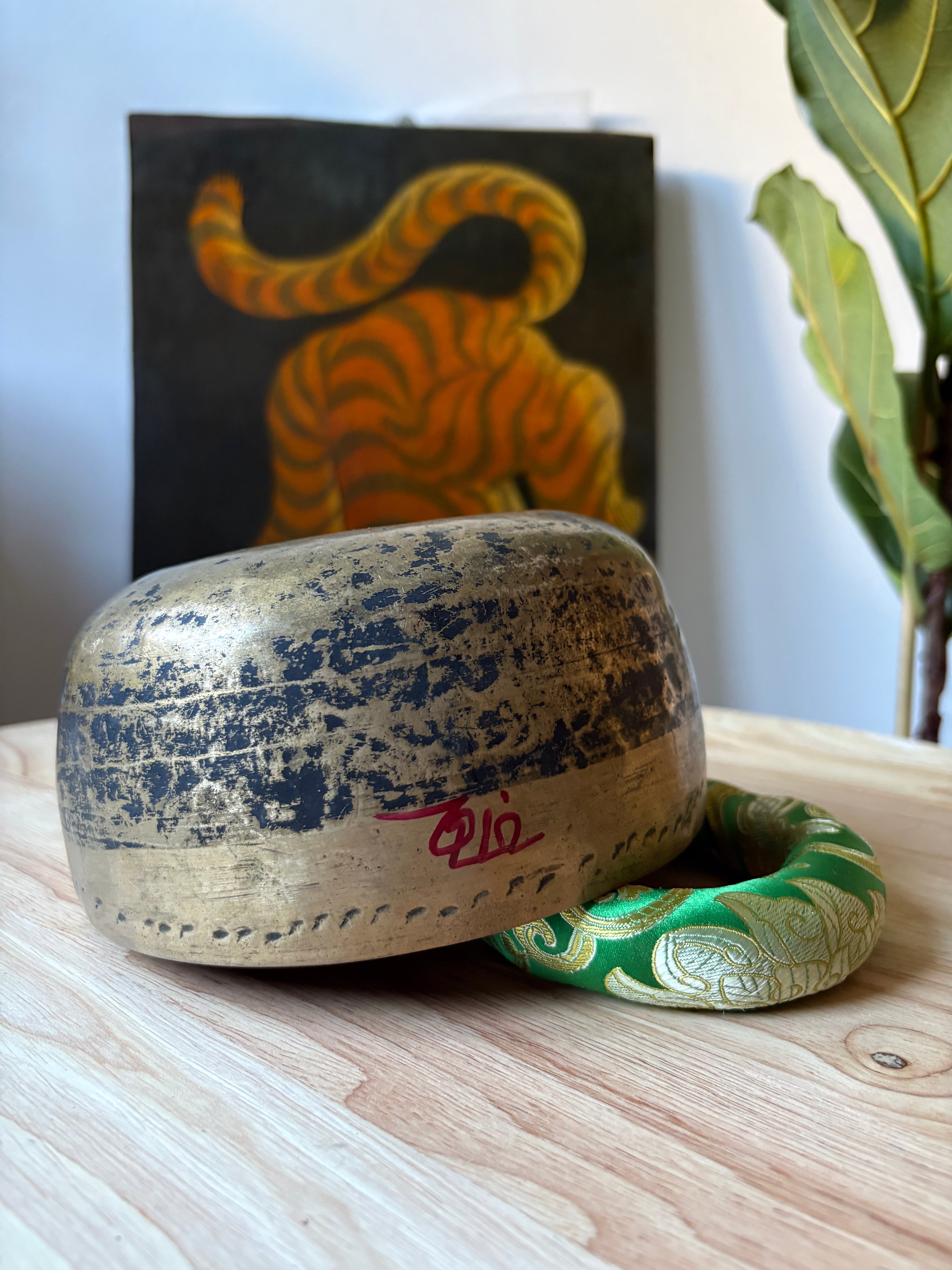 Antique Jambati Tibetan Bell F3 169 Hz