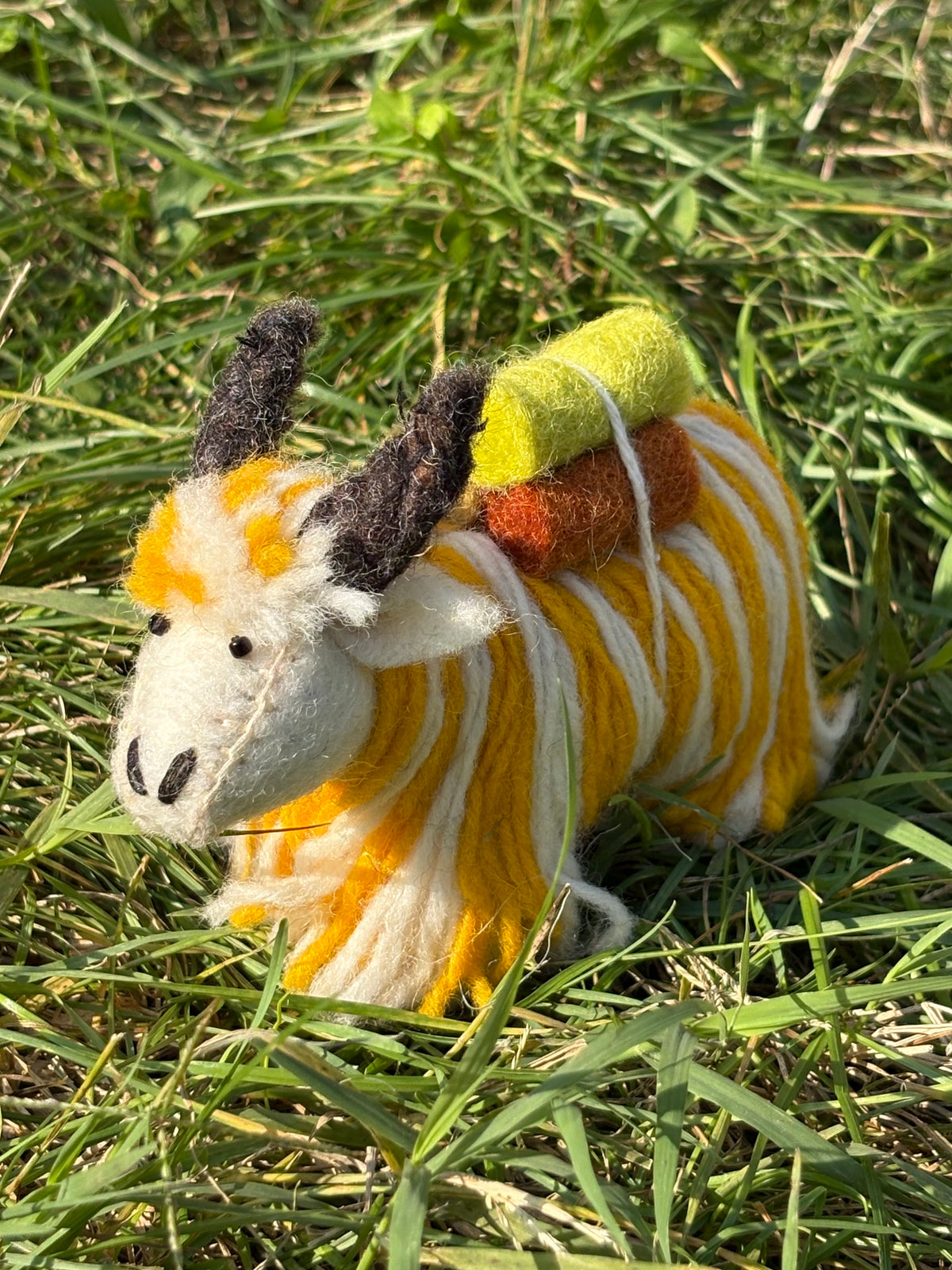 Pupazzo di Yak in Feltro di Lana